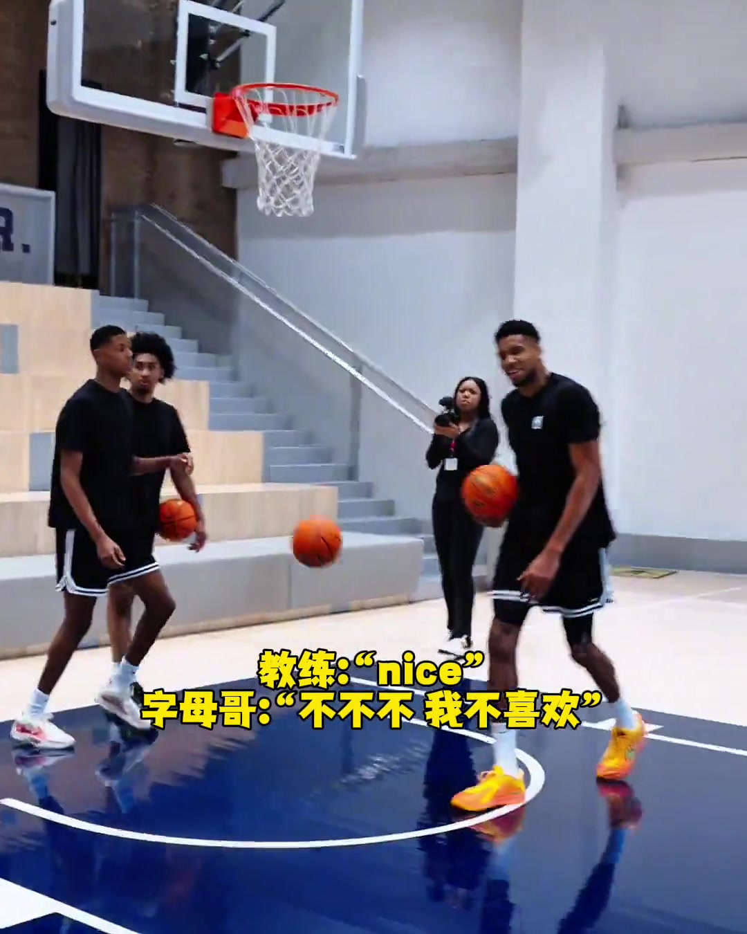 看歐文打球也就圖一樂真學技術還得跟字母哥