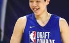行情上漲！楊瀚森試訓(xùn)兩小時(shí)，魔術(shù)總裁留言：期待NBA再戰(zhàn)！