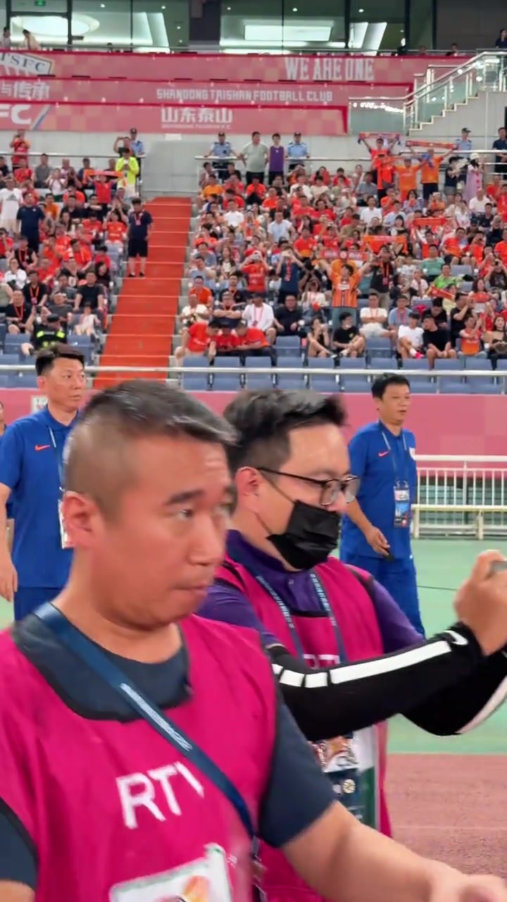 山東泰山隊代理主教練韓鵬奧體首秀為球隊帶來一場漂亮的大勝